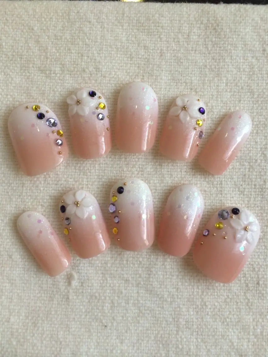 ネイル ネイルチップ Nail salon Loaのネイルデザイン