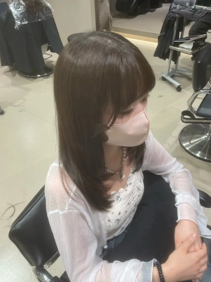 ミディアム 顔周りカット レイヤーカット けいせい/横浜/ カラー、パーマ、縮毛のヘアスタイル