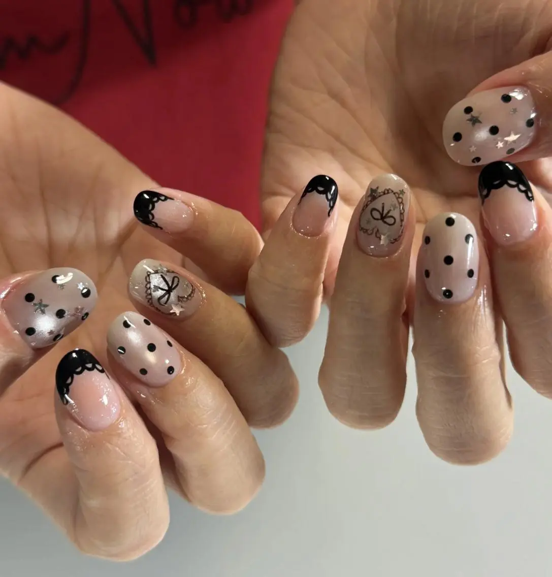 ネイル ハンドネイル 🎀 Ayaka_nailのネイルデザイン