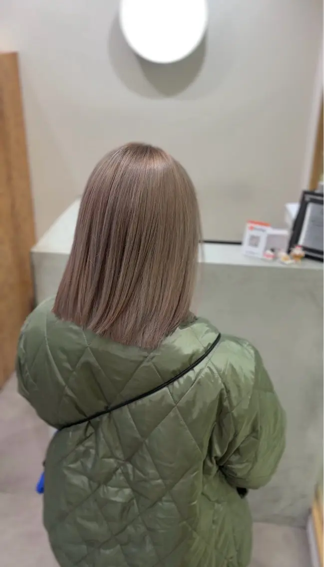 ショート ヘアカラー 💛ブリーチカラー /ブリーチ縮毛💛のヘアスタイル