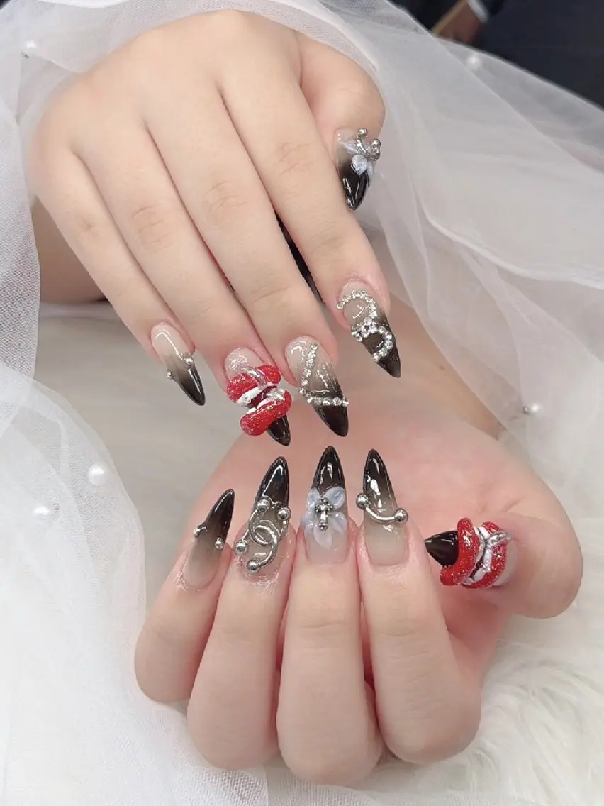 ネイル ハンドネイル 　miyu.nail yukino のネイルデザイン