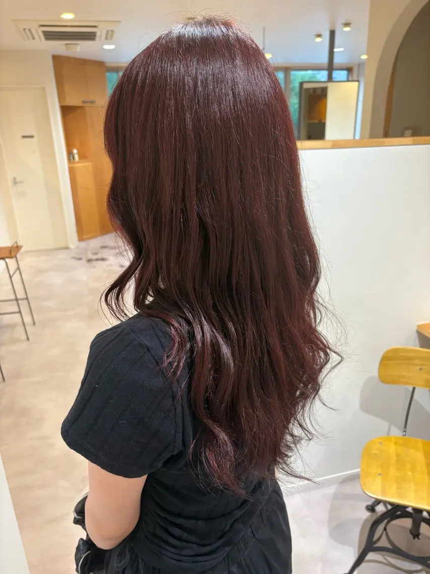 ロング ロング ヘアカラー 安田 佳純歩のヘアスタイル