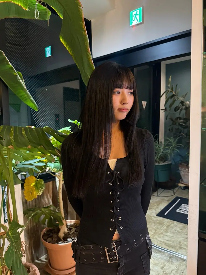 ロング 志柿 虹花のヘアスタイル
