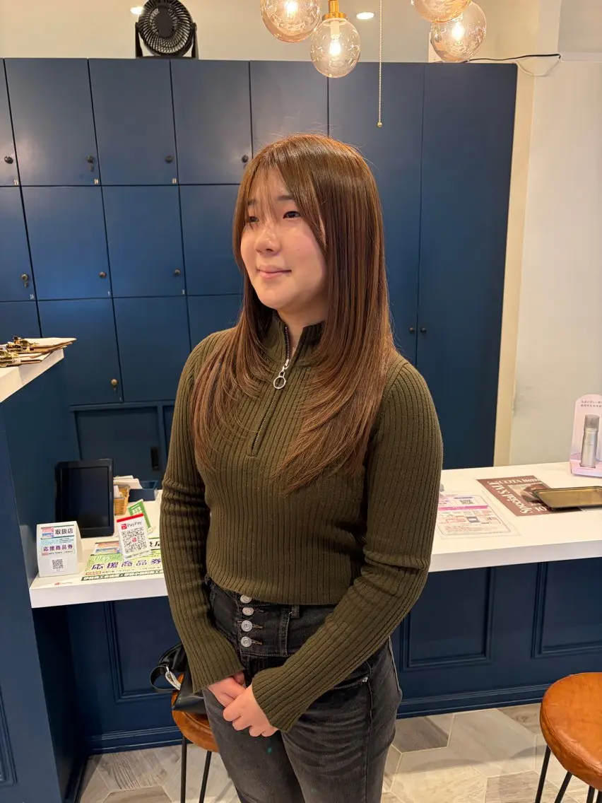 ロング カラー レイヤーカット 仲野 亜由美のヘアスタイル