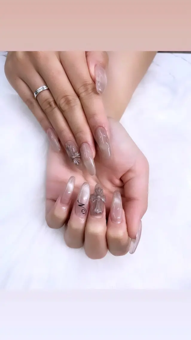 ネイル ハンドネイル Haruna †❤︎のネイルデザイン