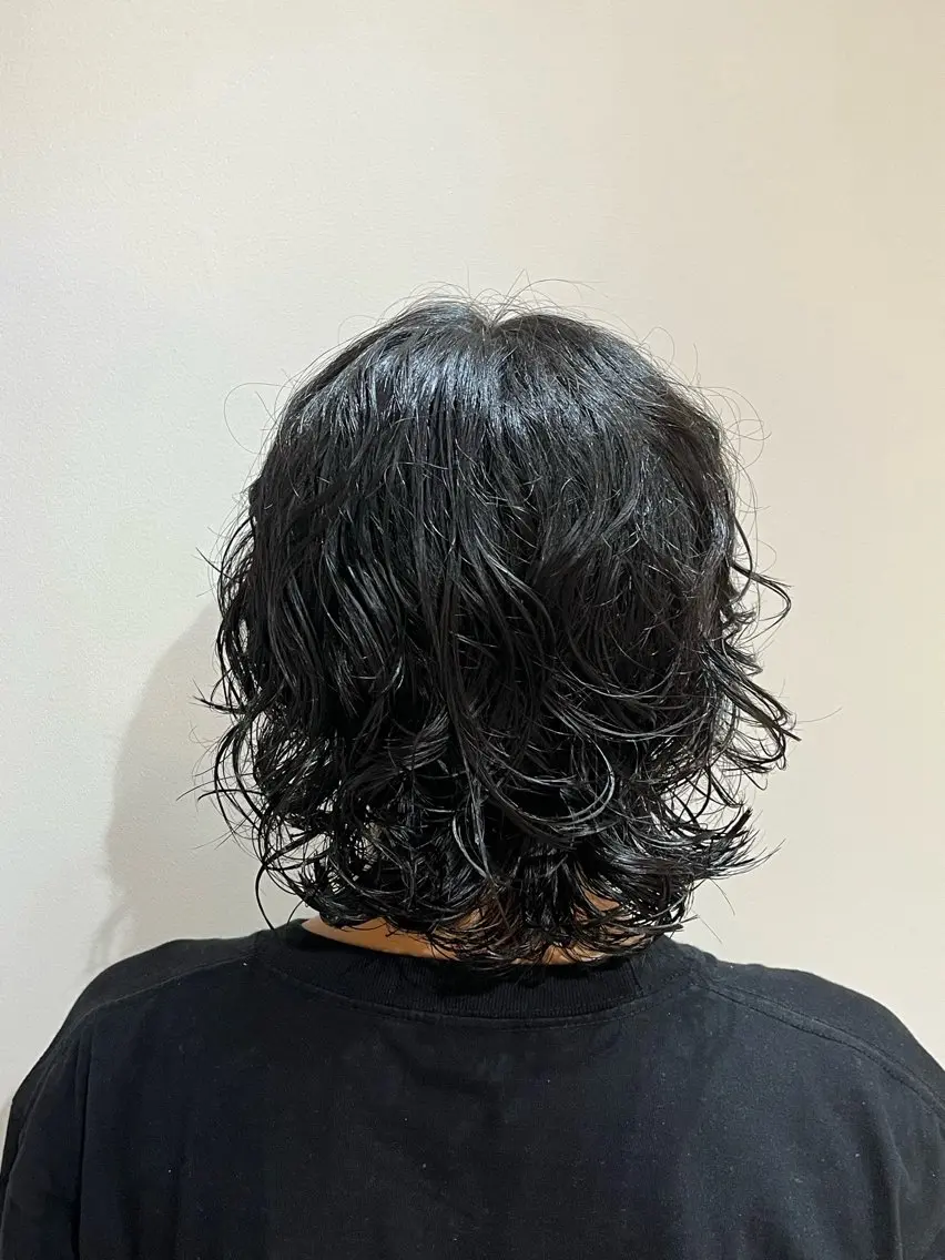 ミディアム パーマ ARAI YOSHITOのヘアスタイル