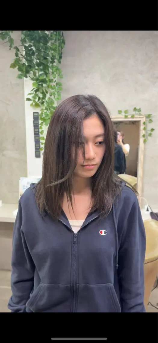 セミロング Blast スズナのヘアスタイル