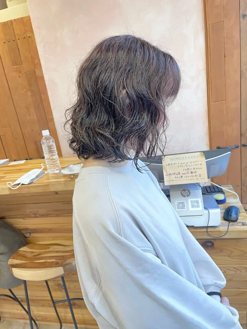 ミディアム パーマ カット パーマ 髪質改善 🧶小林賢人のヘアスタイル