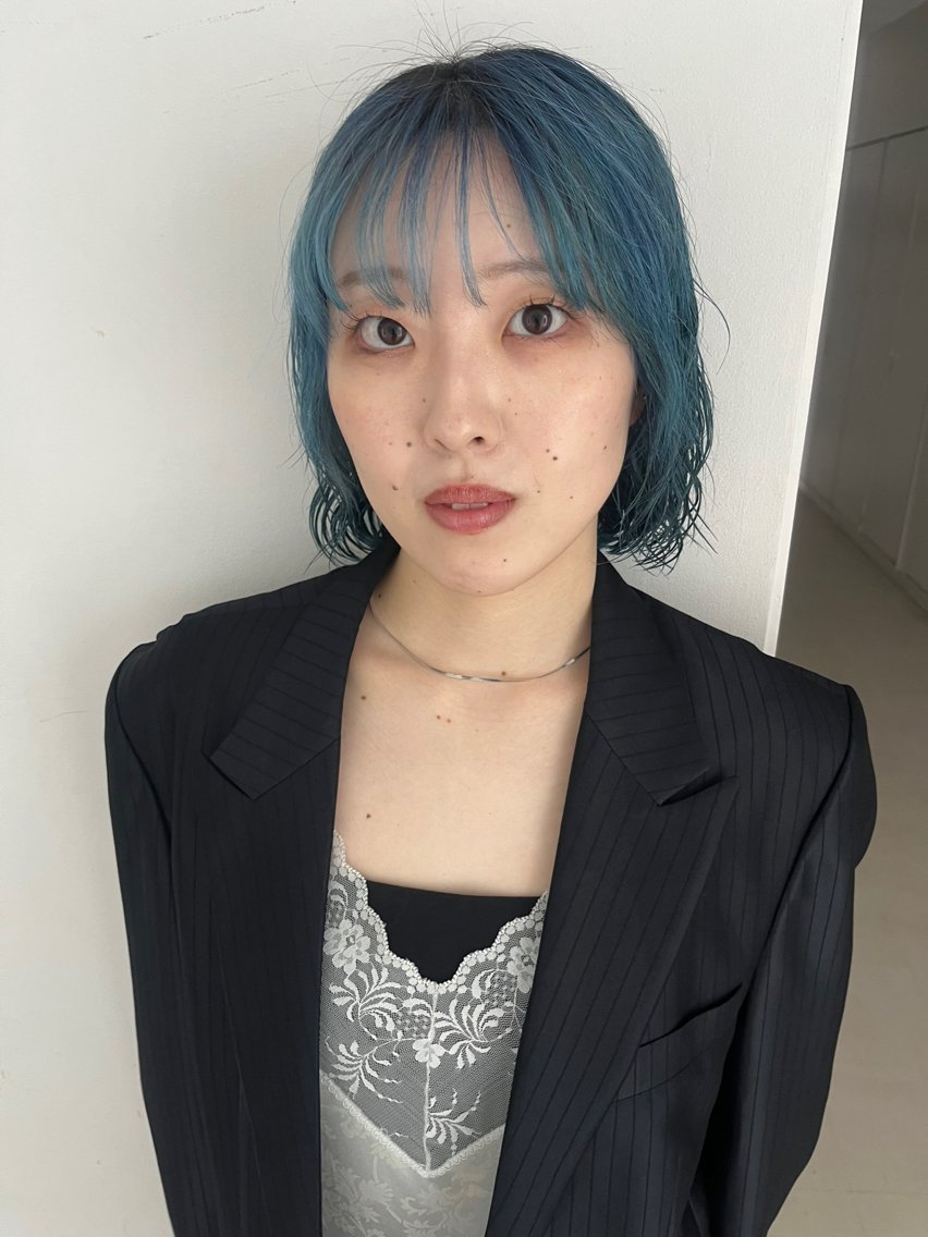 ミディアム カラー 矢嶋 美佑のヘアスタイル