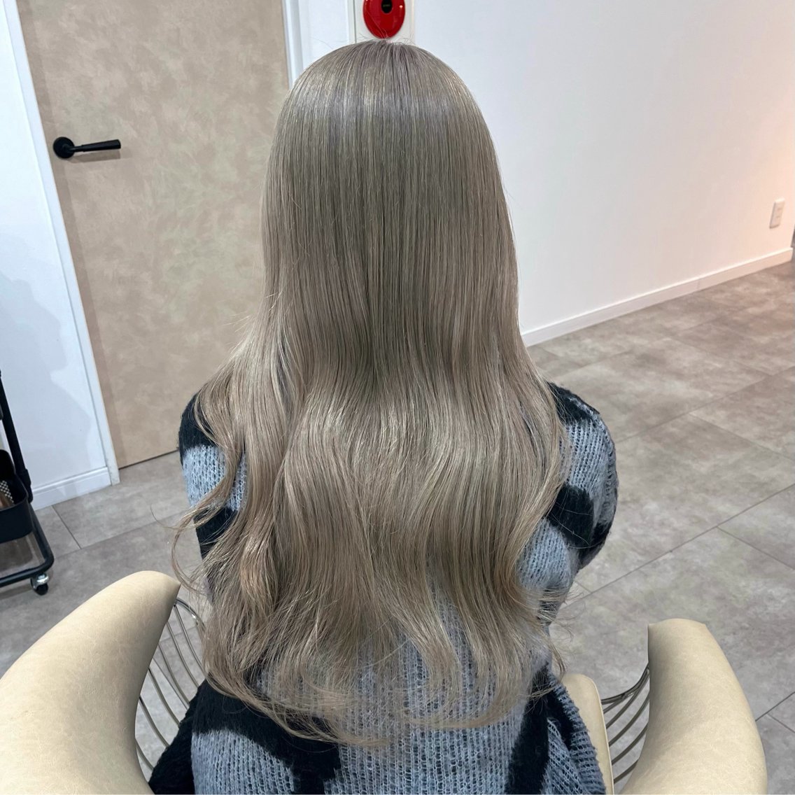 セミロング カラー ブリーチ ケアブリーチ ダブルカラー ヘアカラー トリートメント 廣庭 勇人のヘアスタイル