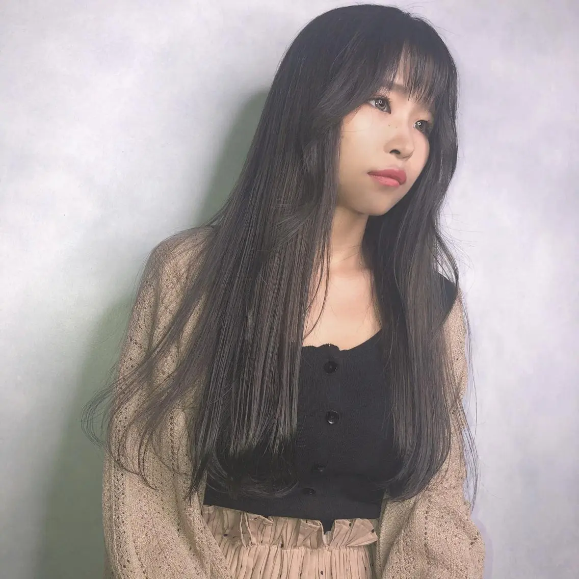 ロング カラー アディクシーカラー グレージュ ORIKA 美容室のヘアスタイル