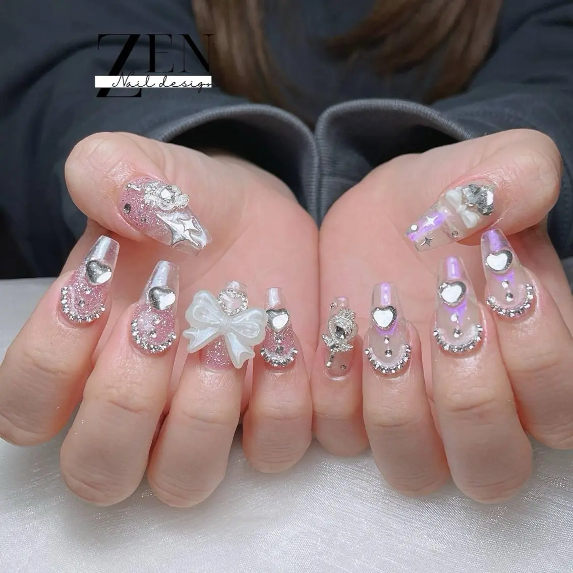 ネイル チークネイル フレンチネイル ジェルネイル 韓国ネイル マグネットネイル ハンドネイル Zen Nail Design 池袋のネイルデザイン