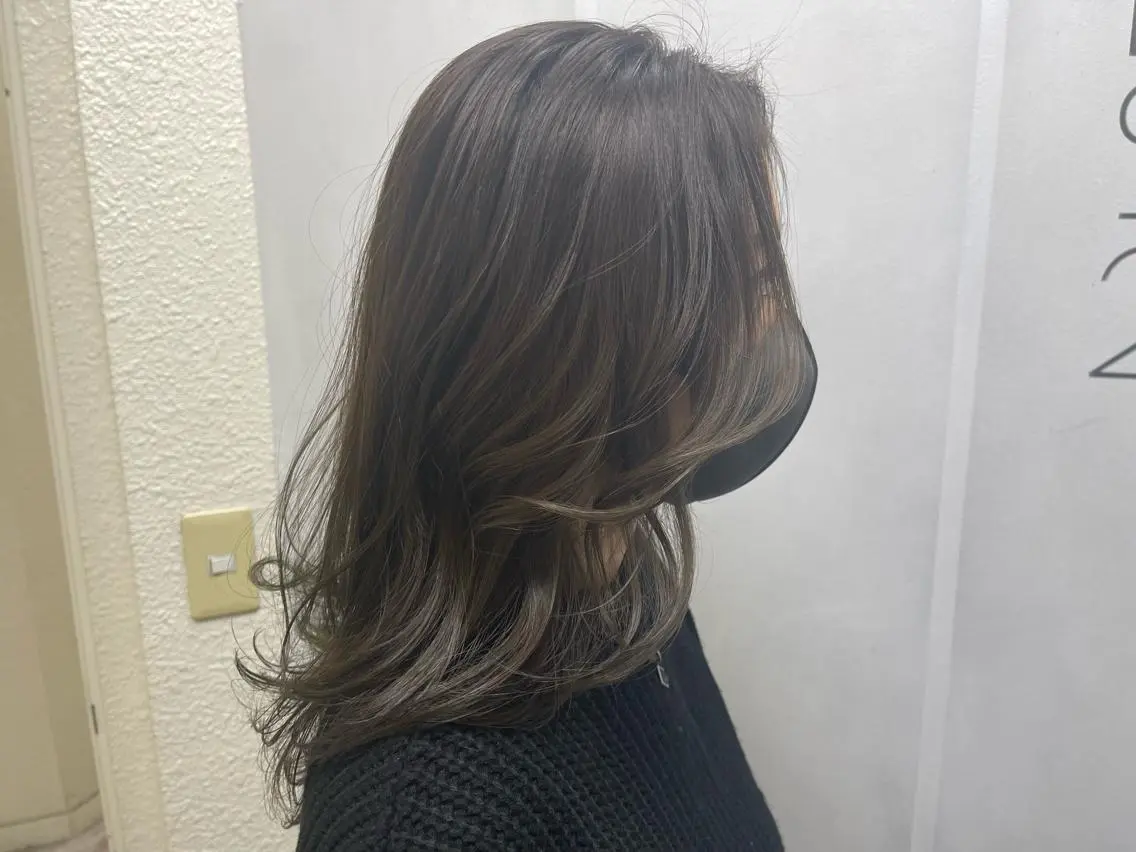 セミロング カラー ヘアアレンジ 顔周りカット ケイゴ【店長】 メンズパーマ特化のヘアスタイル