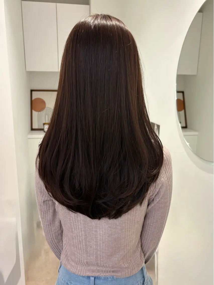 ロング カラー ブラウンカラー カット ヘアカラー トリートメント 透明感カラー🫧 nanohaのヘアスタイル