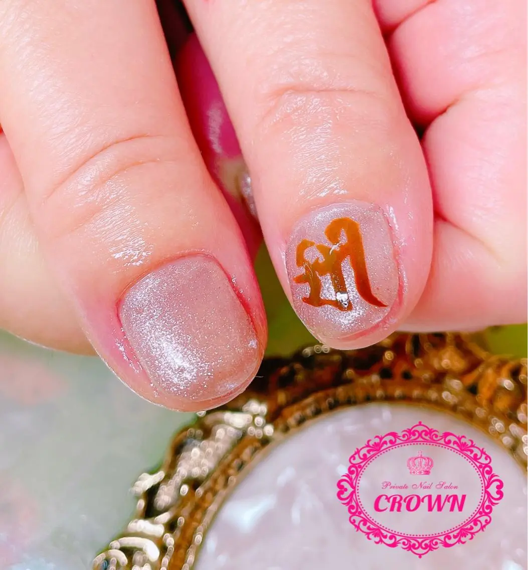 ネイル CROWN プライベートサロンのネイルデザイン