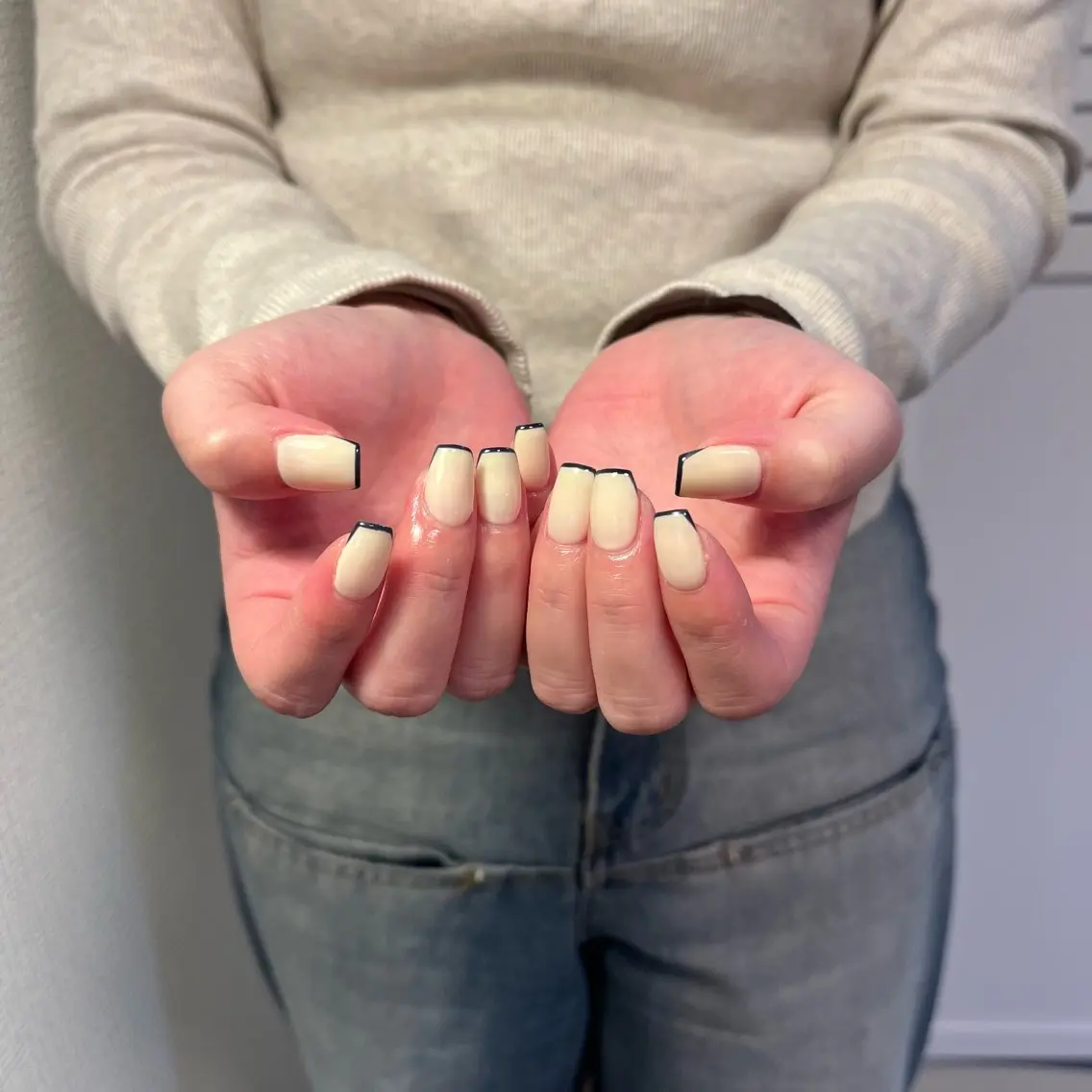 ネイル ハンドネイル フットネイル neroria nailのネイルデザイン
