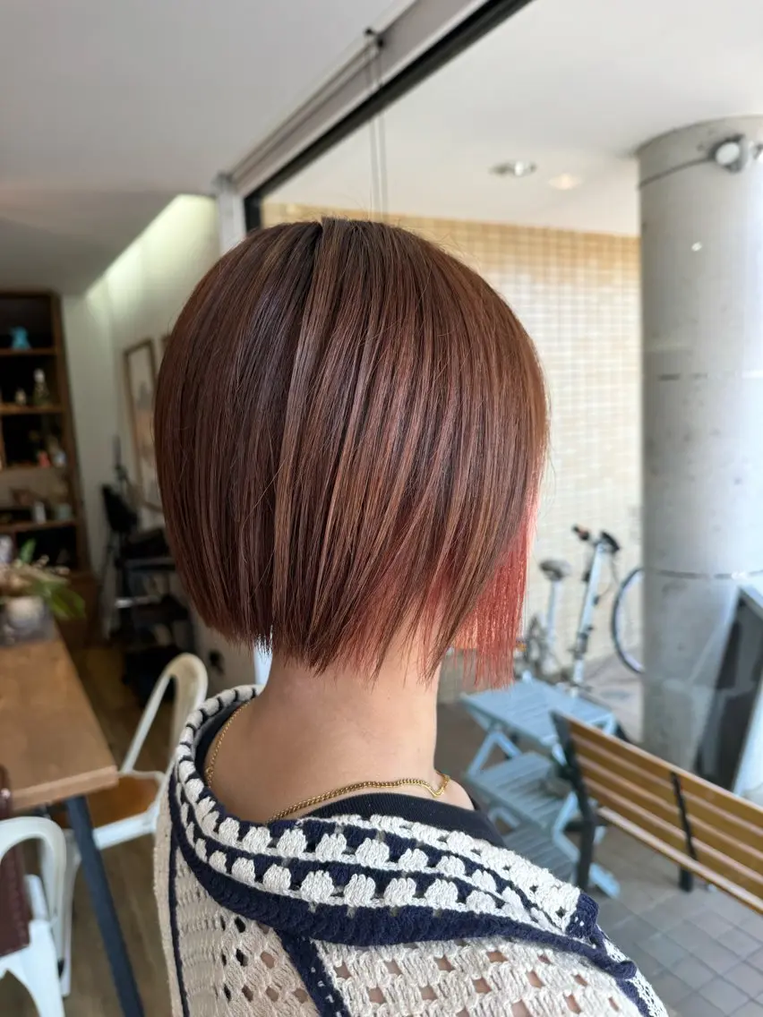 ショート カラー ブラウンカラー オレンジ オレンジブラウン レッドカラー ヘアカラー ツキダテ ユイのヘアスタイル