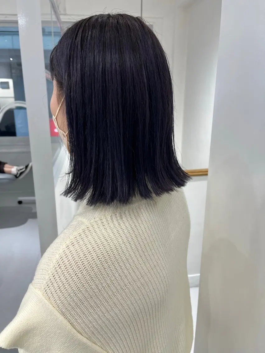 ミディアム カラー ブリーチ 伊藤 由季のヘアスタイル