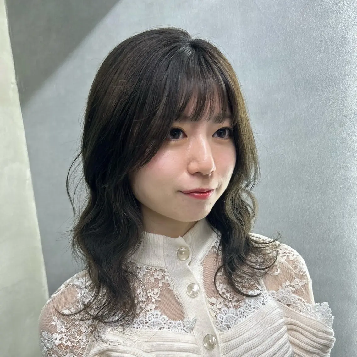 ミディアム カット ヘアカラー トリートメント 阿倍野/髪質改善 /縮毛矯正/坪田幸広のヘアスタイル