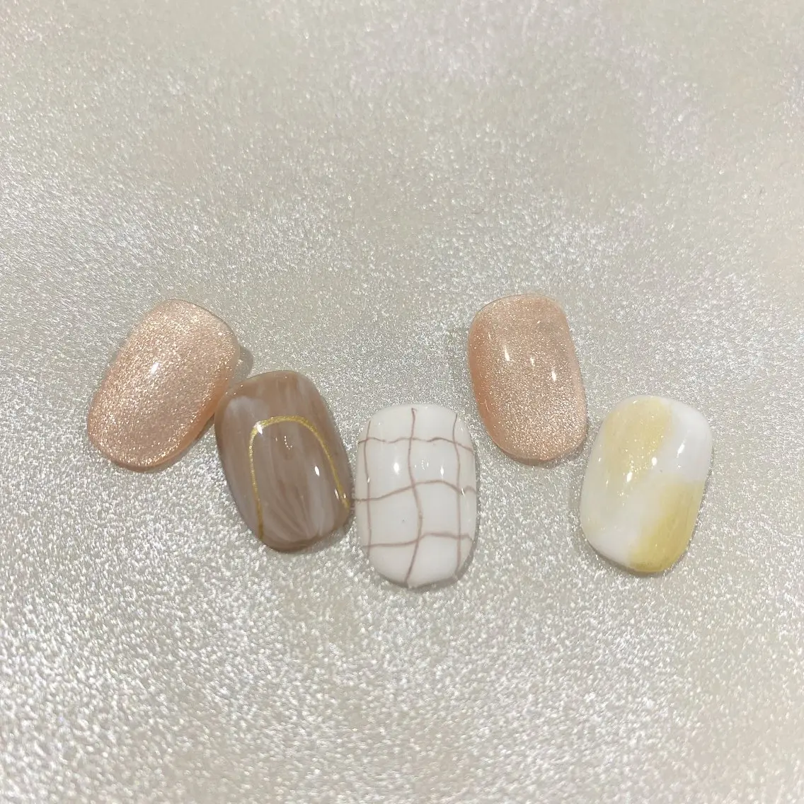 ネイル emiu petiteのネイルデザイン