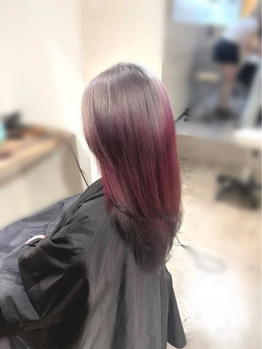 ロング カラー ブリーチ デザインカラー ピンクカラー シルバー ヘアカラー トリートメント 🫧ブリーチカラー/ 透明感/メンズ/みきのヘアスタイル