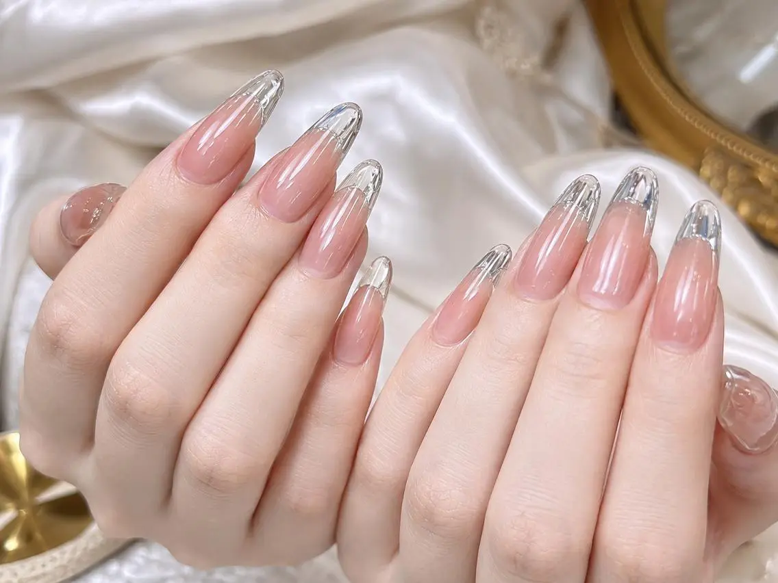 ネイル オーロラネイル チークネイル 長さ出し フットネイル フレンチネイル ハンドネイル Hanaai salon あまねのネイルデザイン