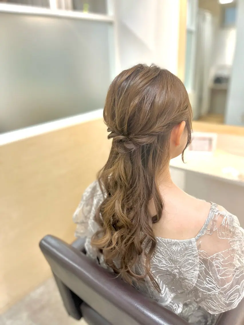 ヘアアレンジ ハーフアップ 似合わせヘアメイク 💐オダギリチアキのヘアスタイル