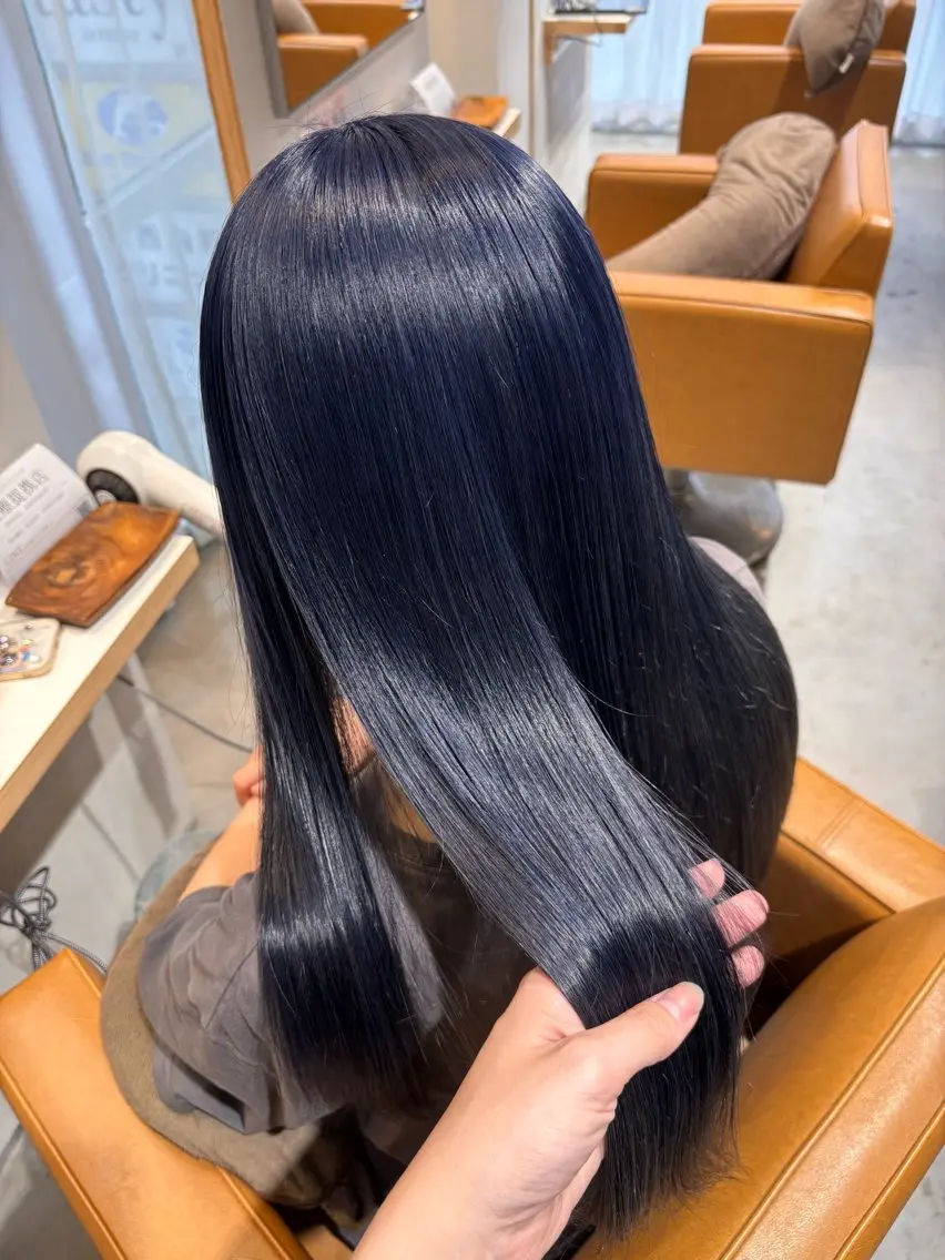ロング ヘアカラー トリートメント 艶カラー💎 / Ayakaのヘアスタイル