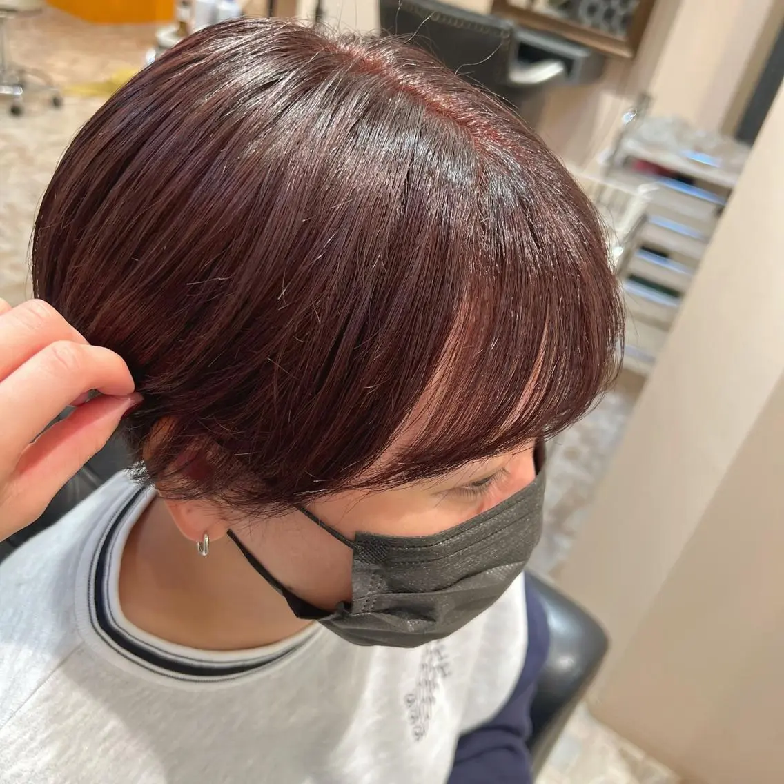 ショート カラー ブリーチ ブラウンカラー ブリーチなしカラー レッドカラー レッドブラウン ヘアカラー トリートメント Lita KANAのヘアスタイル