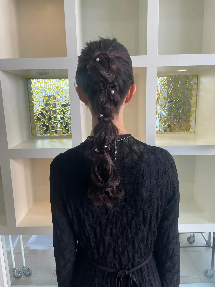 ロング ヘアアレンジ マキノ キョウカのヘアスタイル