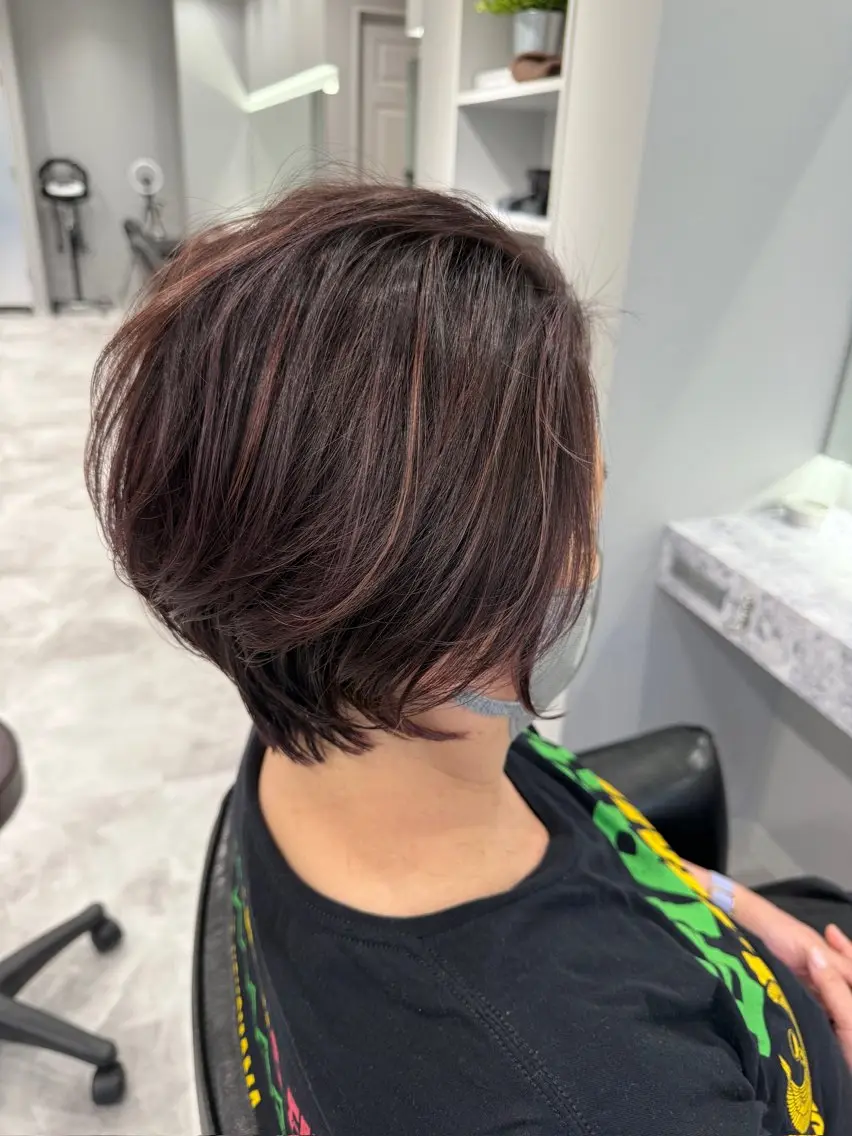 ショート カラー カット ヘアカラー 轡田 くつわだのヘアスタイル