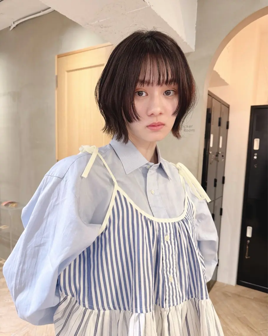 ミディアム カラー ボブ 顔まわりレイヤー レイヤーカット カット ヘアカラー トリートメント ボブ/縮毛矯正 🌟梅田盛一🌟のヘアスタイル