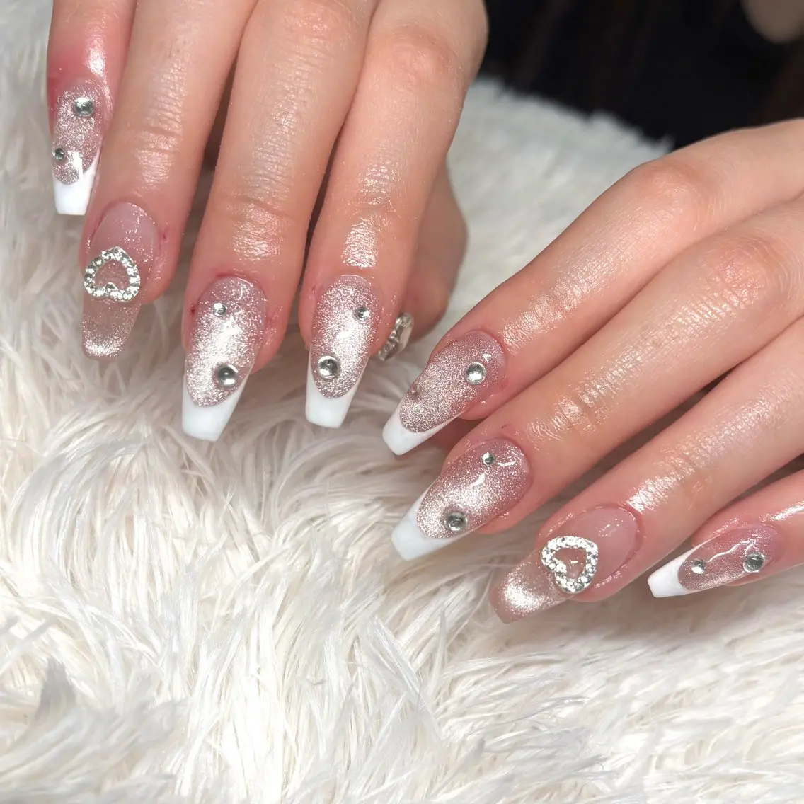 ネイル 持ち込み ハンドネイル loa nailのネイルデザイン
