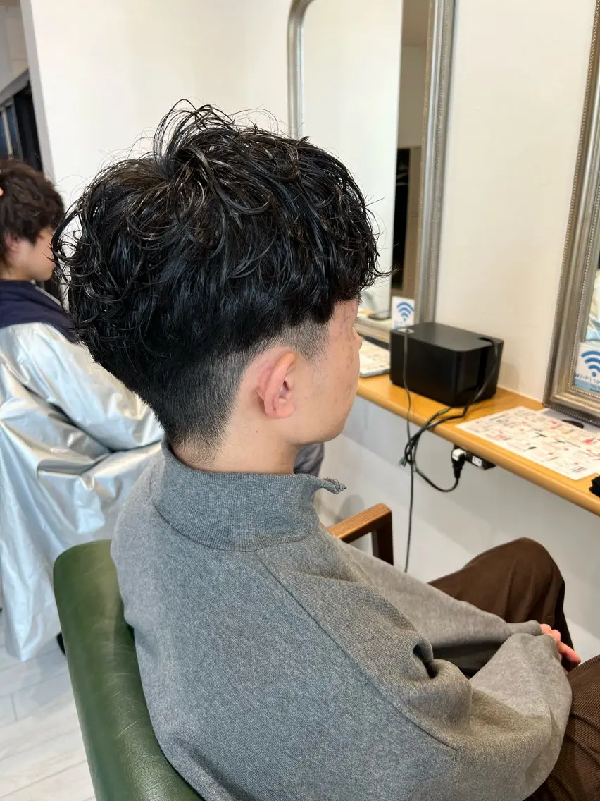 ミディアム パーマ メンズ ミディアムパーマ メンズパーマ 心斎橋/エクステ /SEIYAのヘアスタイル