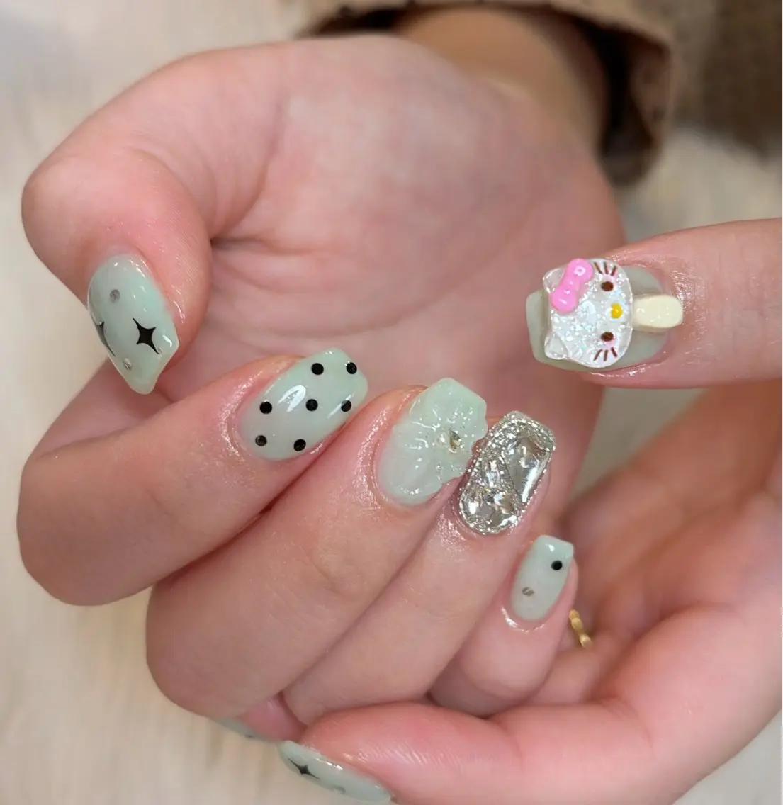 ネイル アートネイル フラワーネイル フレンチネイル ハート 韓国ネイル ハンドネイル Floria nail salonのネイルデザイン