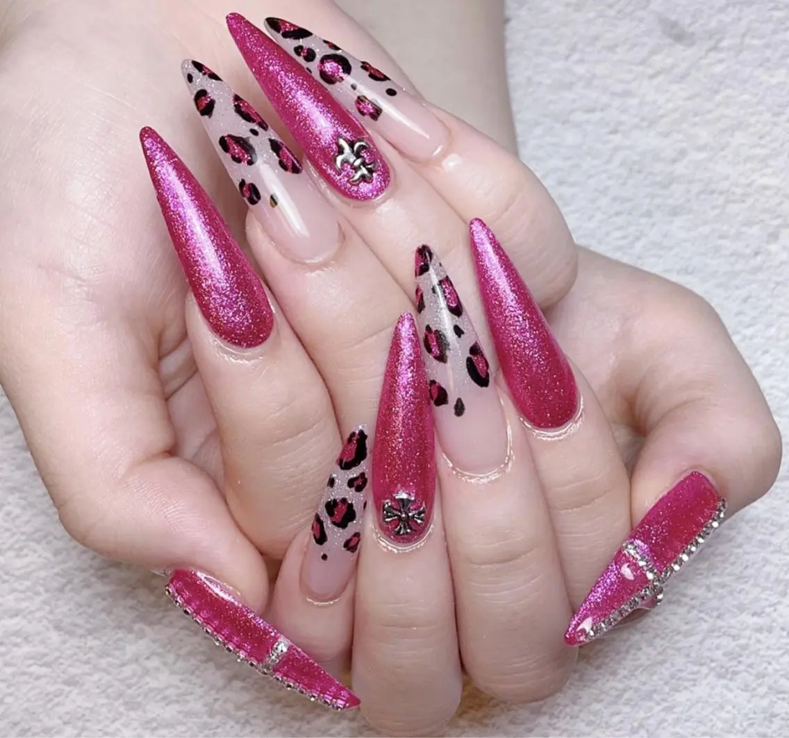 ネイル ハンドネイル H3 Nail Tsuki🦋💙のネイルデザイン