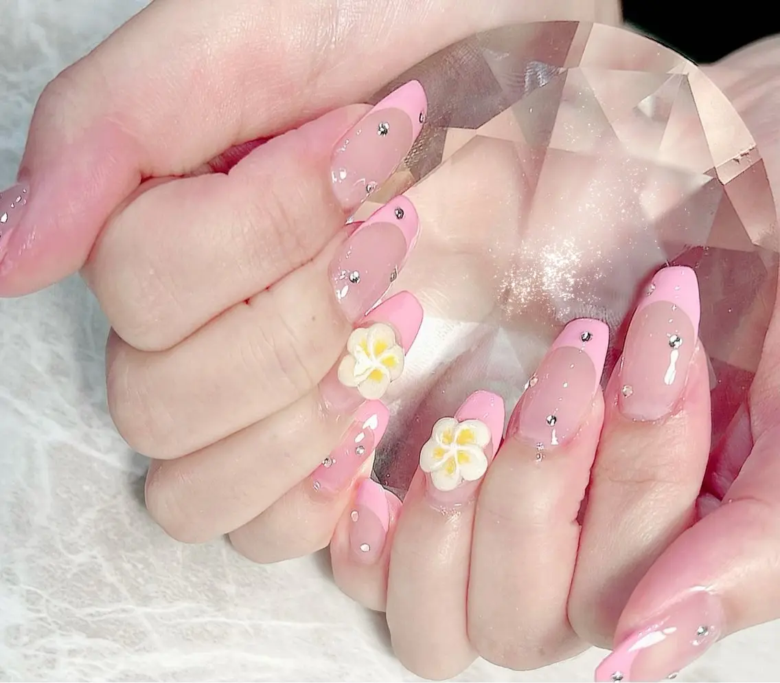 ネイル nailsalon華 tomomiのネイルデザイン