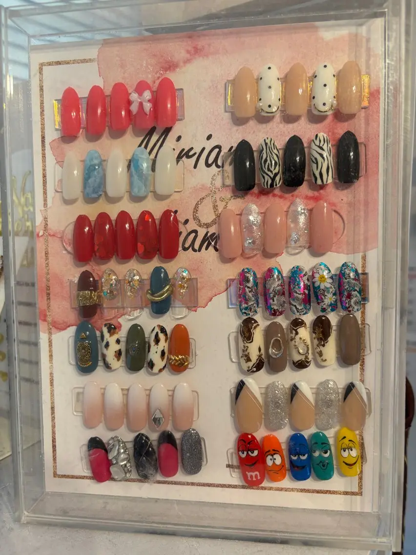 ネイル NAILSALON LUANAのネイルデザイン