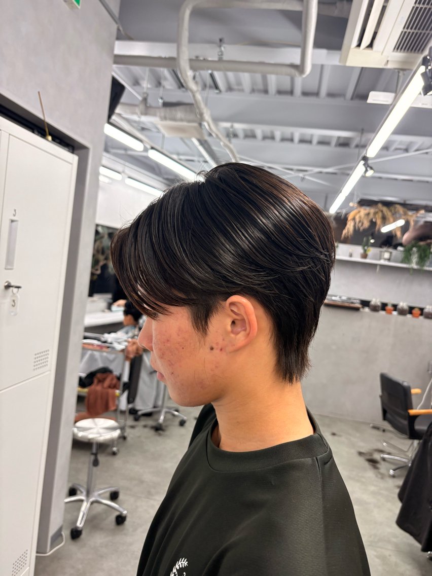 メンズ LIV My【マイ】 艶カラー/髪質改善のヘアスタイル