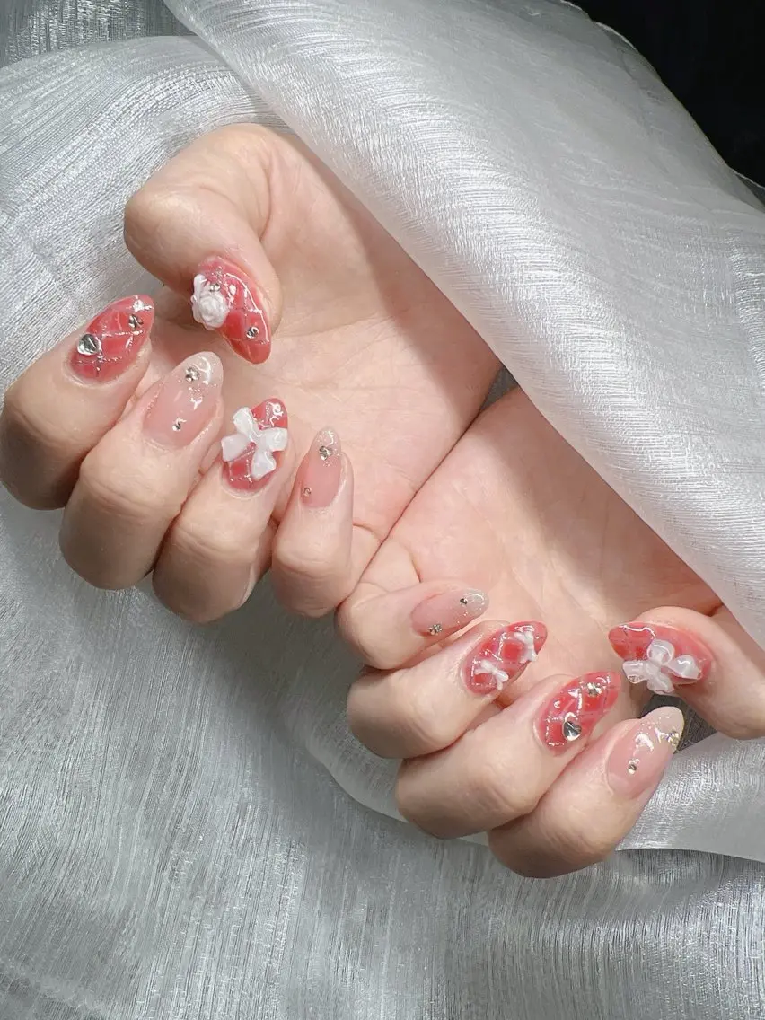 ネイル 長さ出し グラデーション 卒業式 キラキラネイル マグネットネイル ハンドネイル Lee Nails チップ長さだし専門店のネイルデザイン