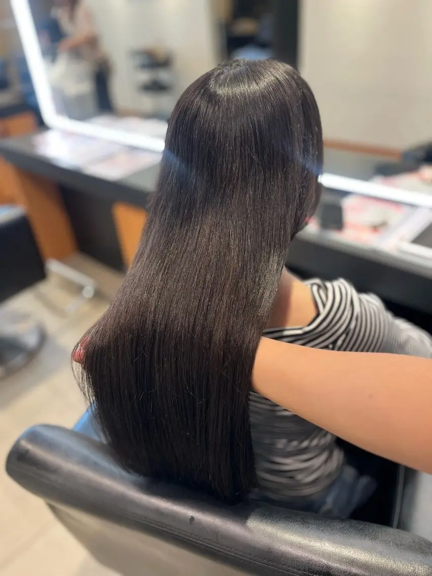 ロング カット ヘアカラー トリートメント 顔周りレイヤー 髪質改善 / AYUのヘアスタイル