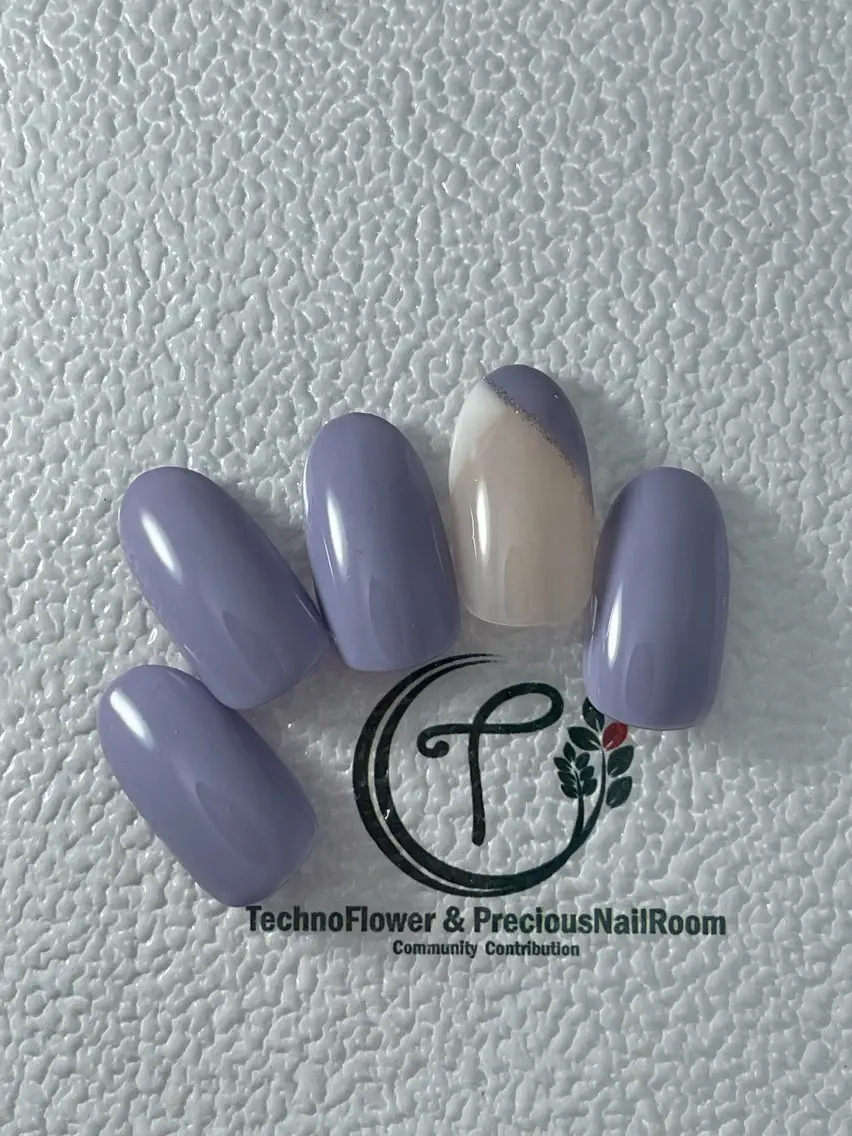 ネイル フラワーネイル precious nail roomのネイルデザイン