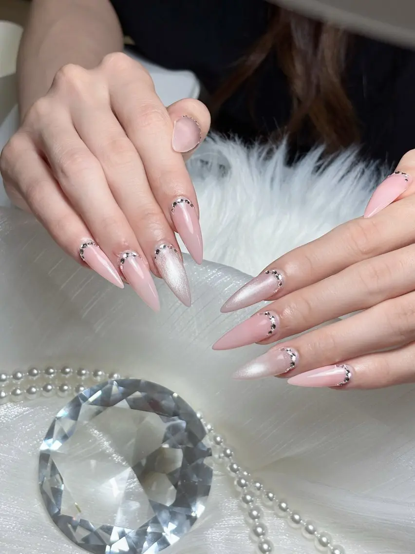 ネイル キラキラネイル 韓国ネイル マグネットネイル 夏ネイル ワンホンネイル ハンドネイル Sully Nail  Labのネイルデザイン