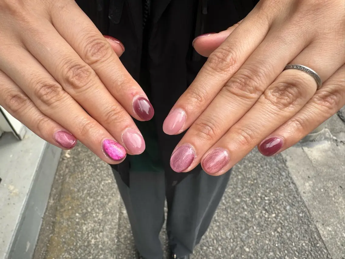 ネイル LAVISH 大和店 emi・:*+のネイルデザイン