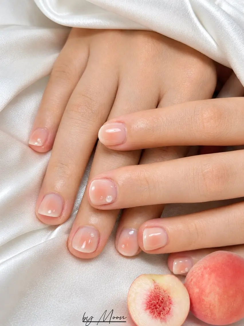 ネイル オフィスネイル Moon Nailsのネイルデザイン