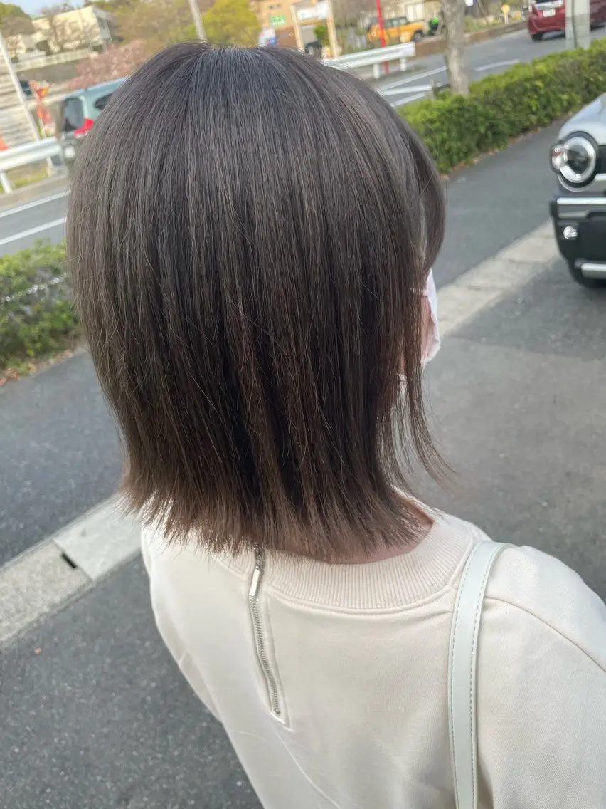 ミディアム カラー JowA✂︎ 目片夏実のヘアスタイル