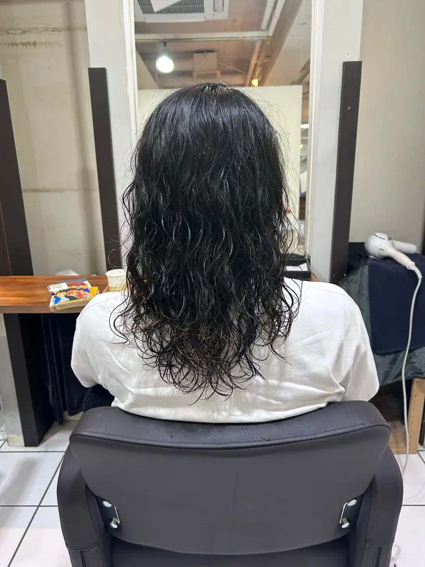ロング パーマ メンズ メンズパーマ ロング 白井 つづりのヘアスタイル