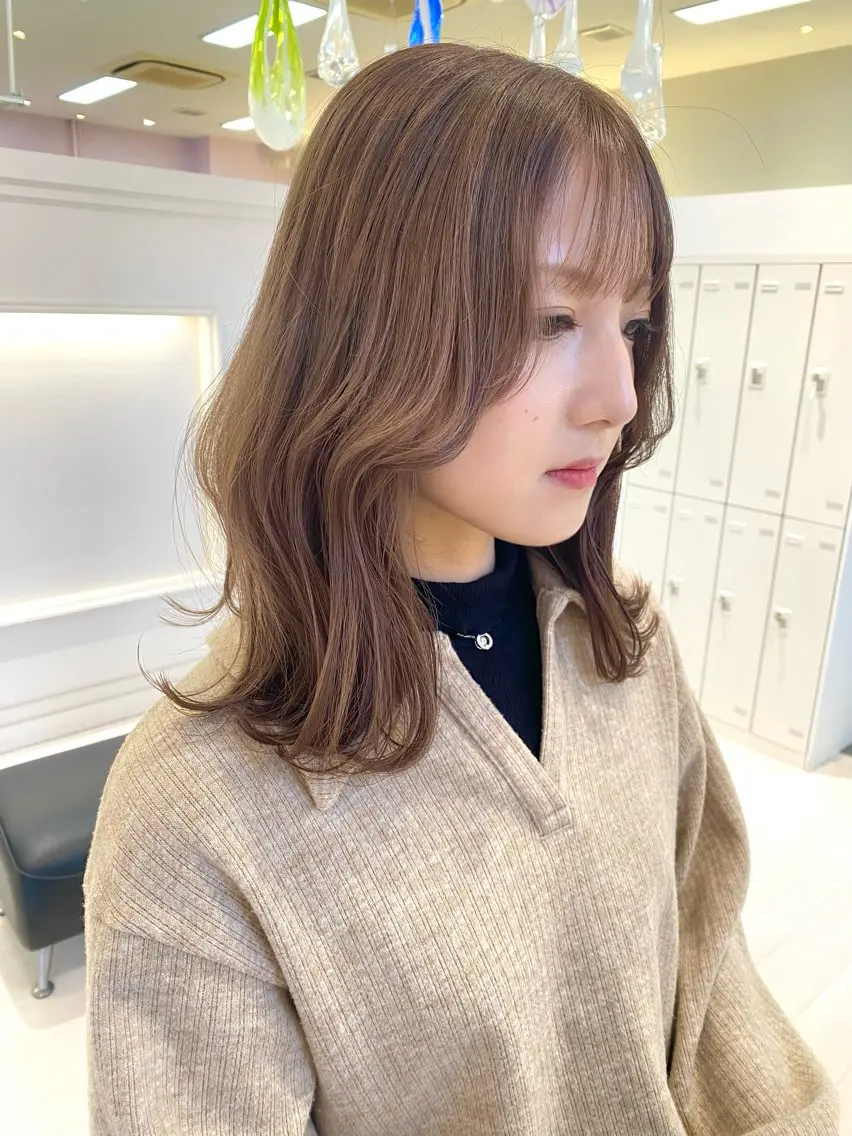 ミディアム Okamura Chisatoのヘアスタイル