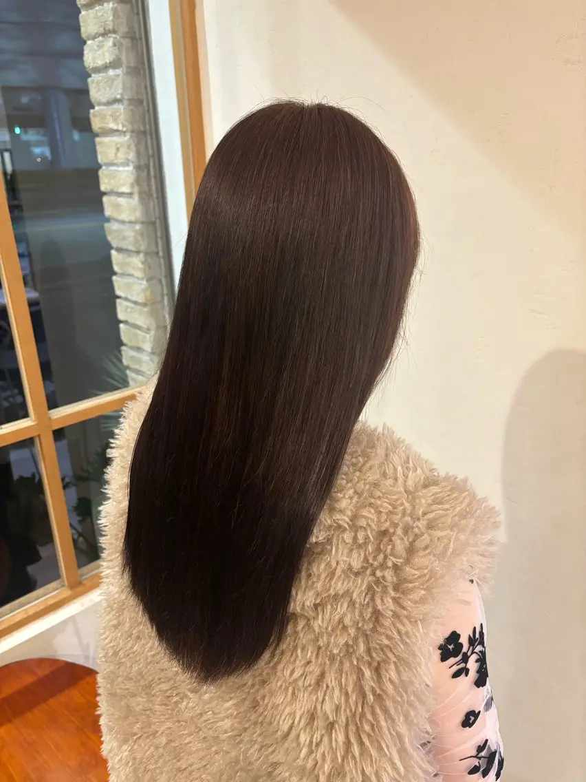 カラー ブラウンカラー 永山 日菜のヘアスタイル