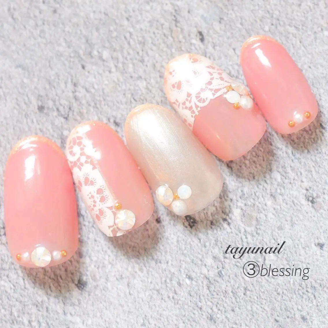 ネイル アートネイル ブルー ジェルネイル キラキラネイル レース ネイルサロン 【たゆnail】のネイルデザイン